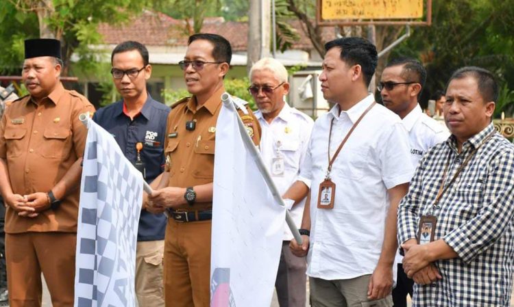 Pj Bupati Lotim Lepas Pendistribusian Logistik Pilkada 2024