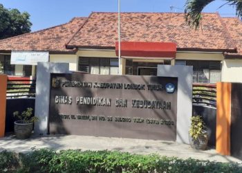 Kasek SMP di Lotim Ribut Soal Pengadaan Buku Anti Korupsi 