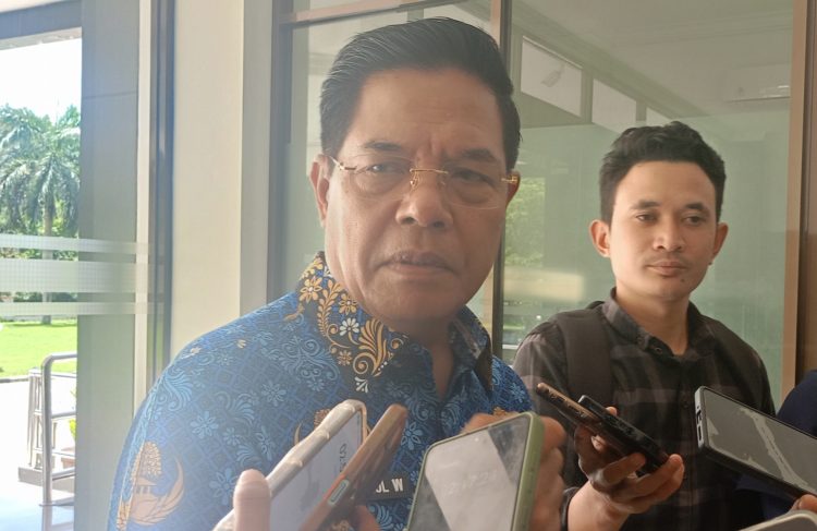 Bupati Lotim Tekan OPD Capai Terget PAD, Pengusaha Tambak Udang dan Tembakau Akan Dipanggil