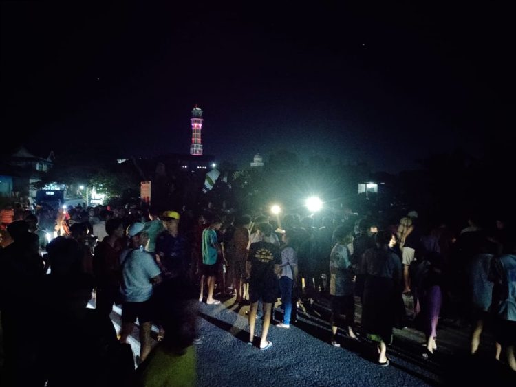 Seorang pemuda kurang waras di Lotim Terjun Dari Atas Jembatan