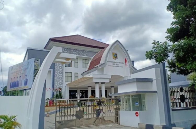 DPRD Lotim Mulai Garang Kritik Kebijakan Bupati Soal PDAM