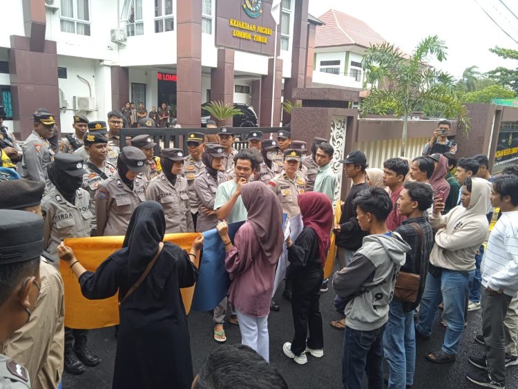 ALPA Dukung Kejari Lotim Tuntaskan Dugaan Korupsi Chroembook
