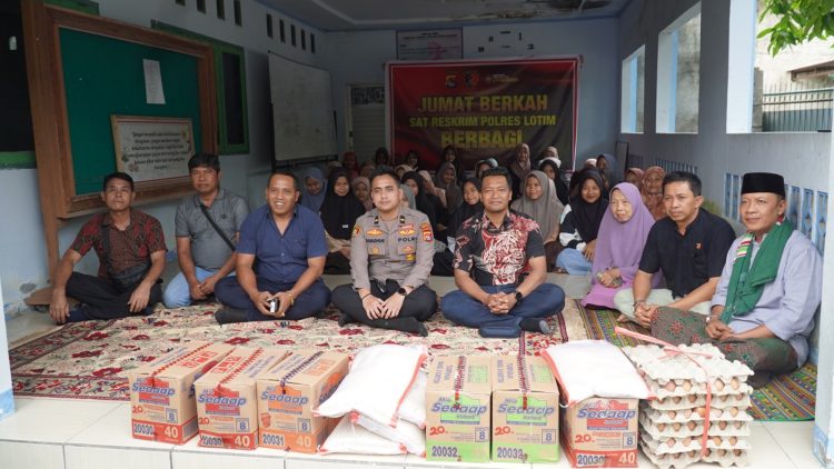 Kasat Reskrim Polres Lotim Bersama Anggota Berbagai ke Anak Yatim