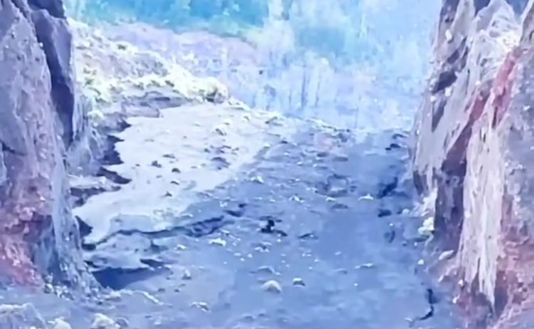 Pendaki Gunung Rinjani Asal Brazil Terjatuh