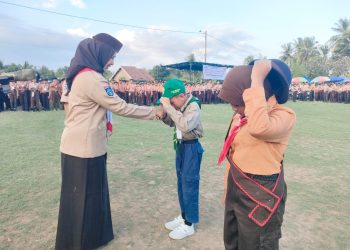 Camat Selong Buka Jambore Ranting, Program Pramuka Selaras Dengan Lotim SMART