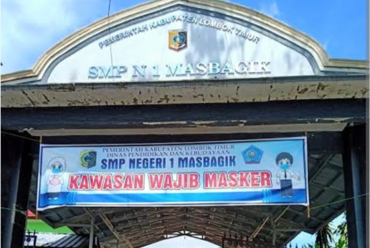 SK Mutasi Keluar, Bendahara SMPN 1 Masbagik Bertahan, Kasek tetap Tunduk