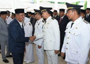 Pengamat Sebut Mutasi Pejabat di Lotim Antara Balas Jasa dan Balas Dendam Politik