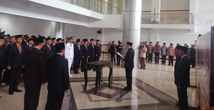 18 Pejabat Eselon II Lotim di Rotasi, Tapi Lima Jabatan Kosong