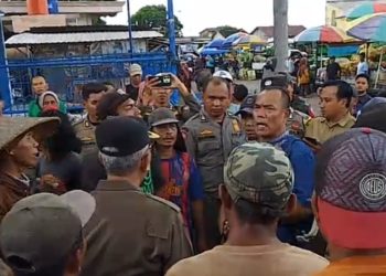 Pasar Bayangan di Pasar Paok Motong Picu Keributan
