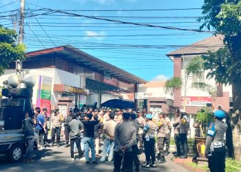 ALPA Lotim Goyang Mantan Kejari Lotim Dugaan Gratifikasi Mobil Pajero