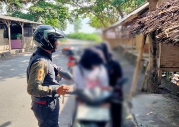 Tujuh pelajar Madrasah di Lotim Kepergok Bolos di Pantai