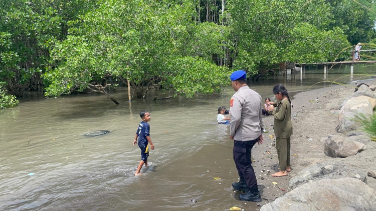 Cipta Kondisi Perairan, Sat Polairud Lotim Pantau Aktivitas Kapal dan Wisatawan
