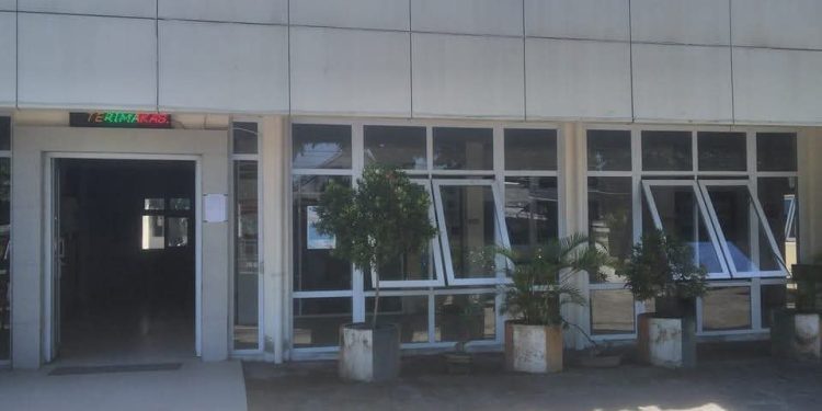 Oknum Dokter PKM Karleko Malas Masuk Kantor