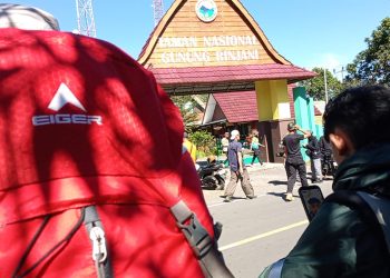 Usai Ditutup 3 Bulan, Gunung Rinjani Kembali Ramai Pendaki