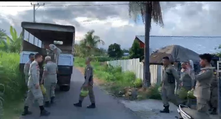 Pol. PP Lotim Sisir Kandang Ayam Milik Anggota DPRD Gunakan LPG Bersubsidi