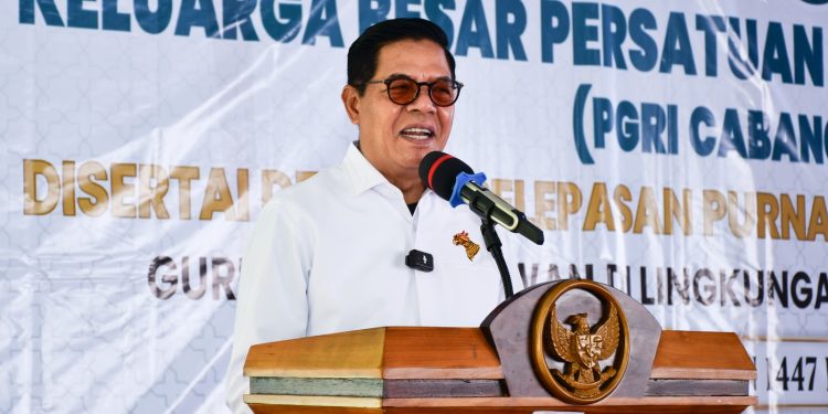 Bupati Lotim Hadiri Halal Bihalal PGRI Selong, Soroti Pertumbuhan Ekonomi dan Program MBG