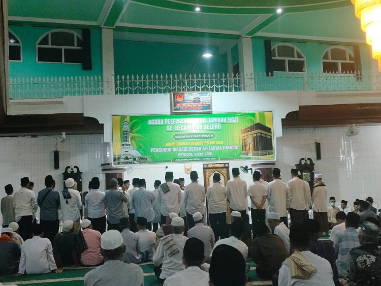 Sekda Lotim Lantik Pengurus Masjid At Takwa Pancor