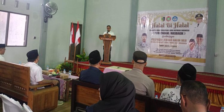 Hadiri Halalbihalal PGRI, Pesan Bupati Lotim untuk Calon Haji: Jaga Fisik dan Emosi Saat Beribadah