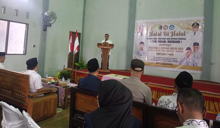 Hadiri Halalbihalal PGRI, Pesan Bupati Lotim untuk Calon Haji: Jaga Fisik dan Emosi Saat Beribadah