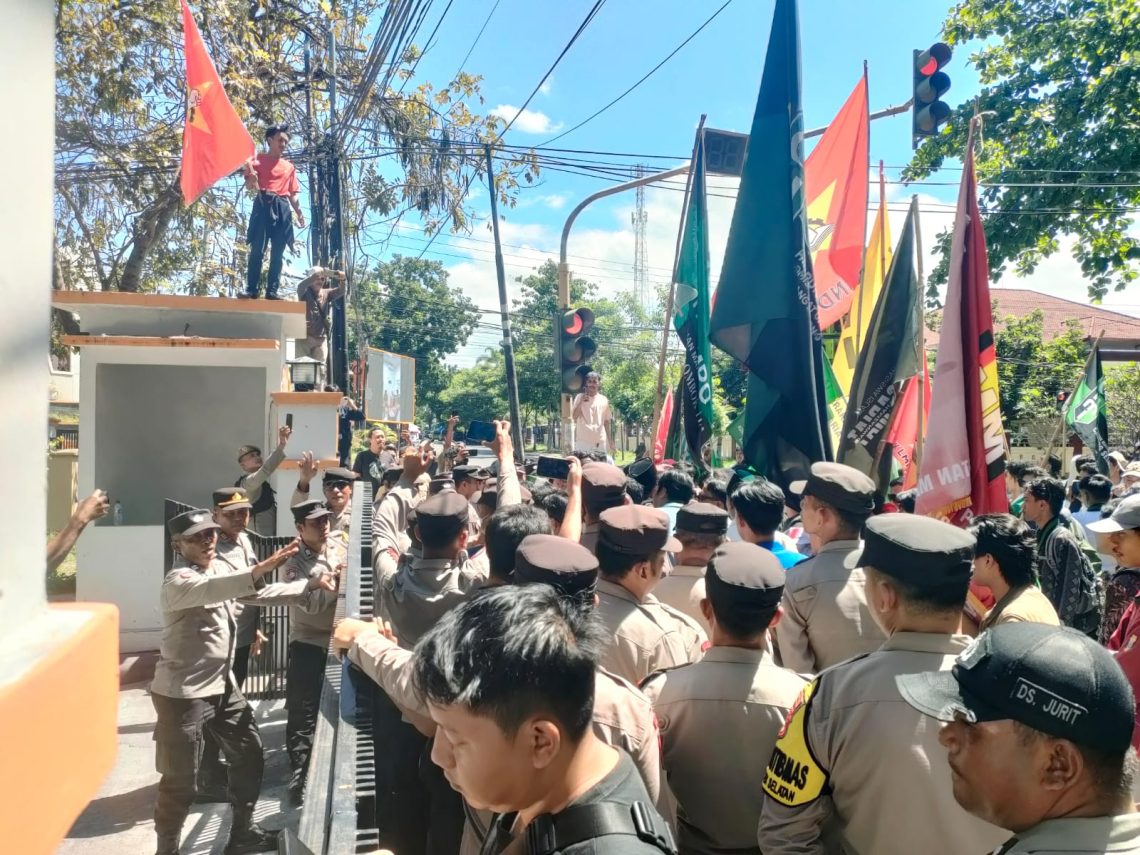 Aksi Cipayung Plus Dibuat Kecewa Sama Bupati, Wabup dan Sekda Lotim