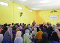 Korban Kebakaran Pasar Pringgabaya Terima Bantuan, Bupati Minta Warga Bersabar