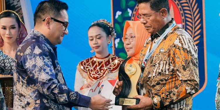 Lotim Raih Peringkat ke 2 Creative Financing