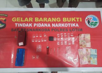 Dua Pelaku Pengedar Narkoba di Lotim Diborgol Polisi