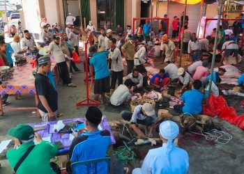 Tradisi Kurban Massal Kelayu, 40 Sapi Disembelih untuk Ribuan Warga