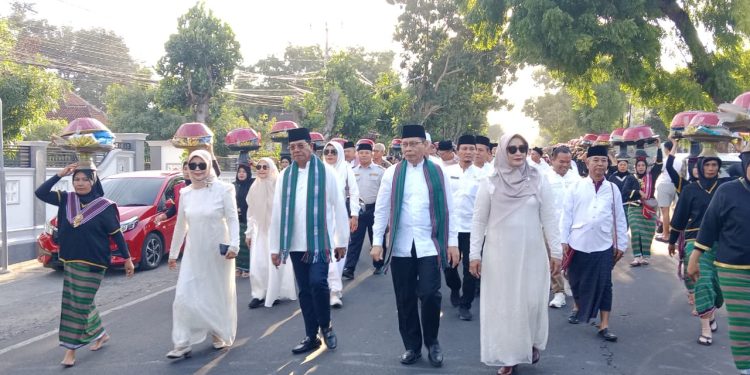 1.448 Dulang Semarakkan Tahun Baru Islam di Lotim
