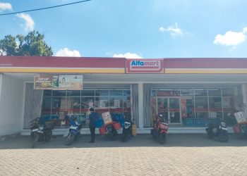 Ritel Modern di Lotim Dibobol Maling