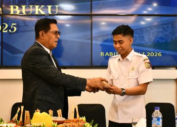 Bupati Lotim Sentil Kerusakan Pipa PDAM