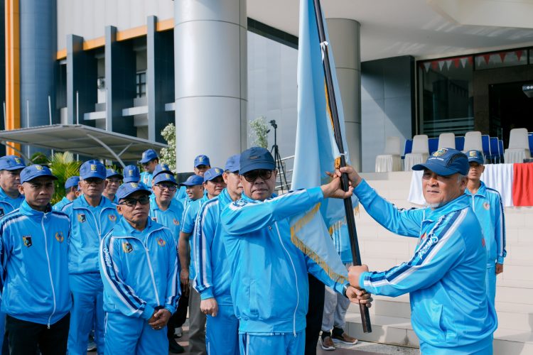 Target Juara Umum, Bupati Lepas 639 Kontingen Lotim ke Porprov NTB 2026