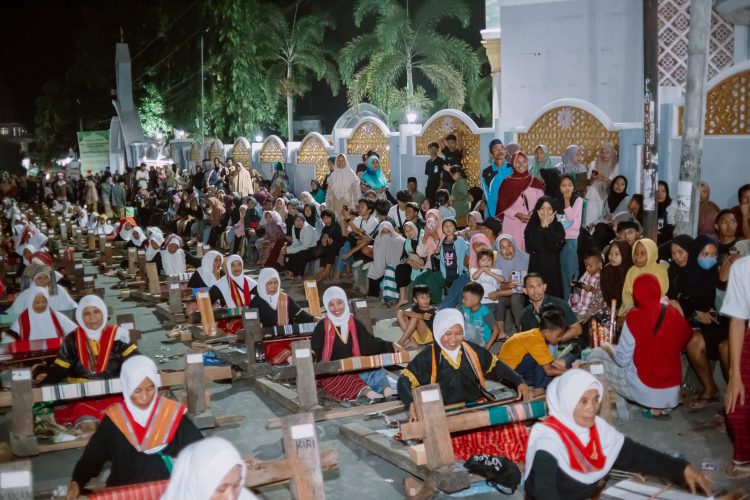 Karnaval Tenun Jadi Ikon, Alunan Budaya Pringgasela 2026 Usung Spirit Perempuan