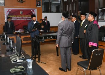 Bupati Lotim Lantik Mantan Kadis Kelautan dan Perikanan Jadi Kadis Lagi