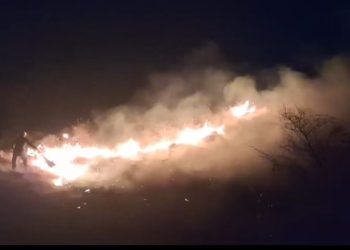 Bukit Khayangan Lotim Terbakar
