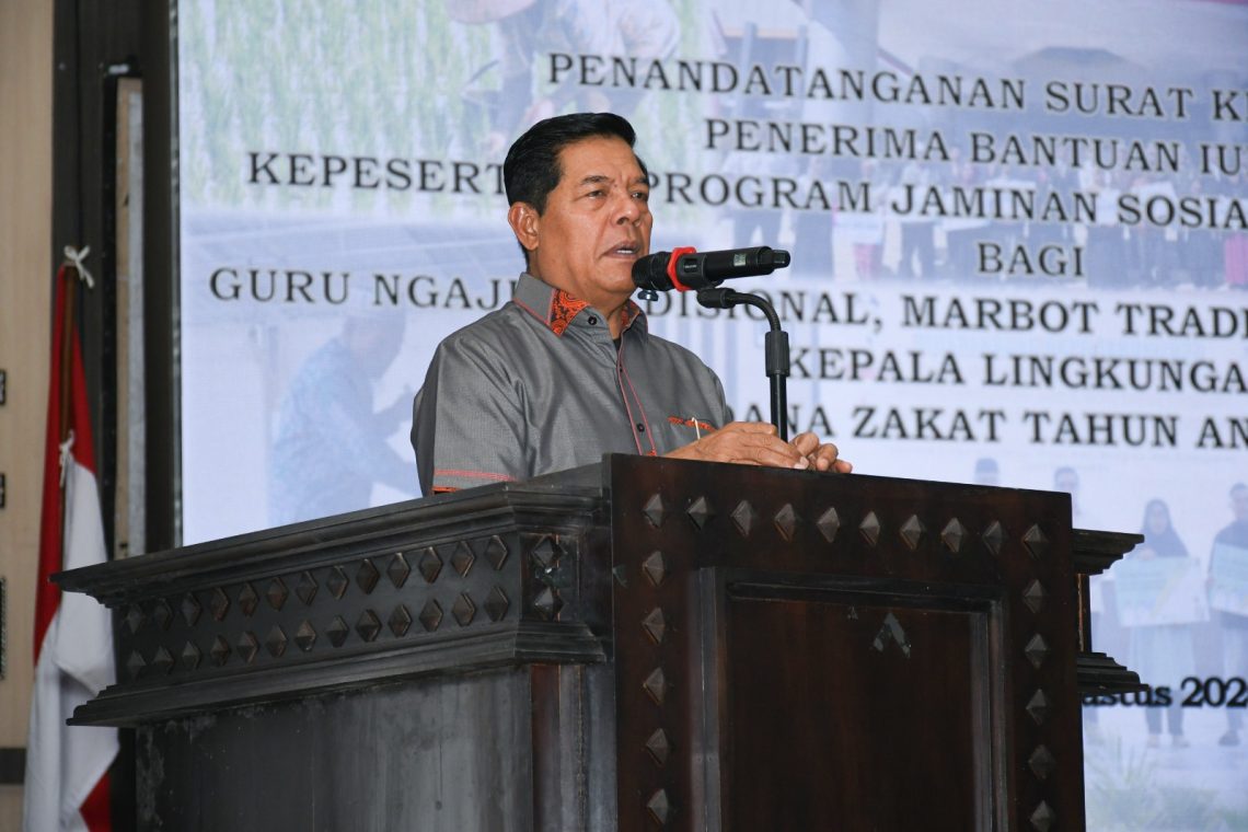 Bupati Lotim Minta Perusahaan Jangan Permainan Harga Tembakau