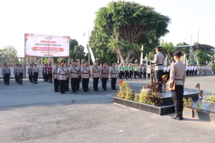 Polres Lotim Gelar Sertijab Sejumlah Pejabat, Kapolres Tekankan Profesionalisme dan Pelayanan Publik