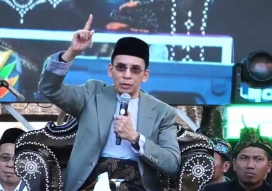 TGB Dalam Tausiyahnya Berikan 4 Pesan Untuk Masyarakat Lotim Dihari Jadi ke 131