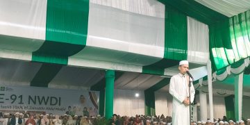 UAS Datang Ke Pancor Ambil Barokah Syeikh Zainuddin
