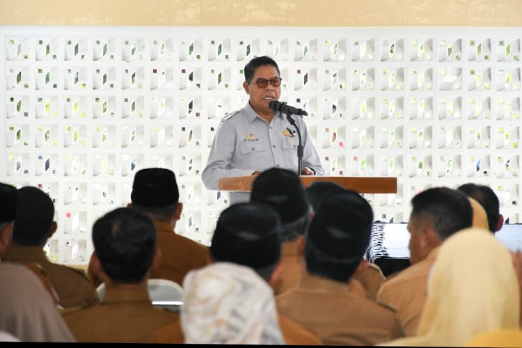 Bupati Lotim Sebut Tiga Pilar Penting Kelola Anggaran Revitalisasi Pendidikan