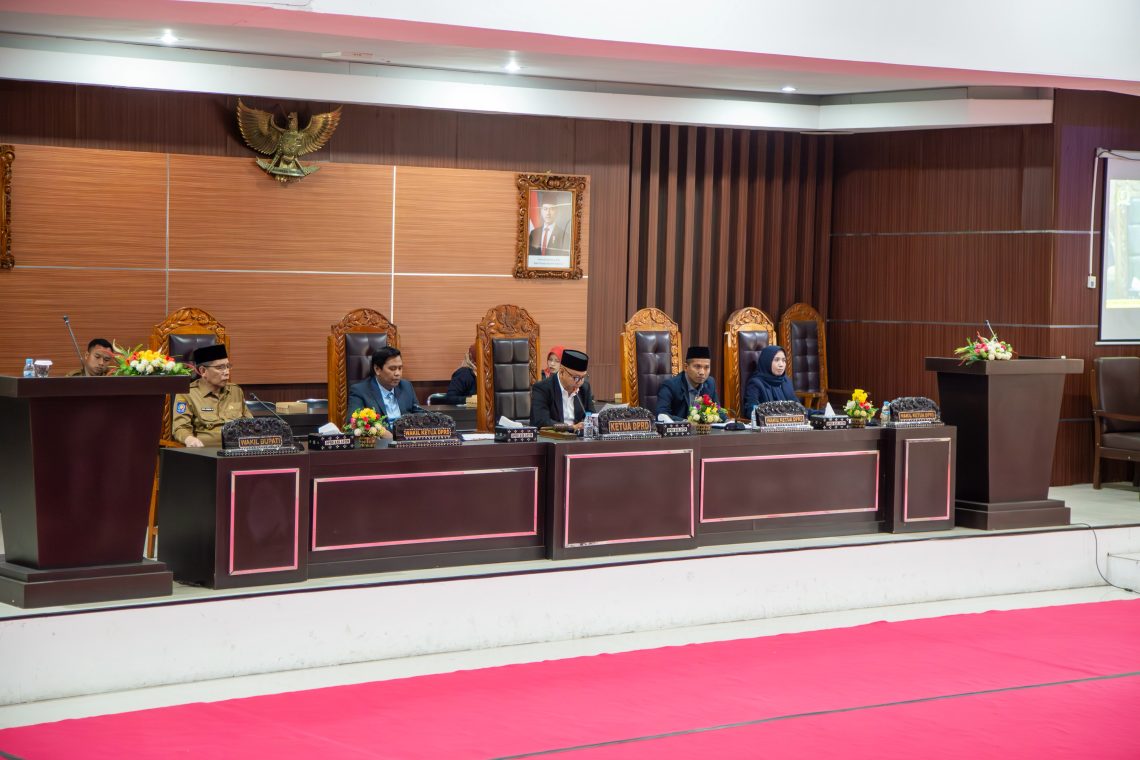 2 Fraksi Setuju dan 8 Berikan Catatan Khusus Anggaran Masjid Agung Mujahidin Selong