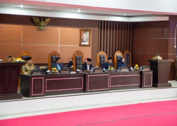 2 Fraksi Setuju dan 8 Berikan Catatan Khusus Anggaran Masjid Agung Mujahidin Selong
